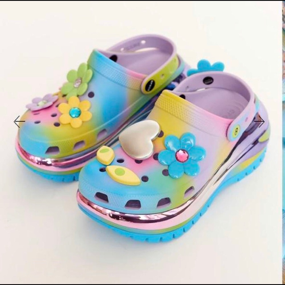 Lazy oaf x Crocs 💕FOUND💕